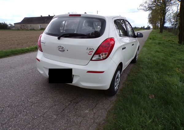 Hyundai i20 cena 25500 przebieg: 212000, rok produkcji 2013 z Wieliczka małe 191